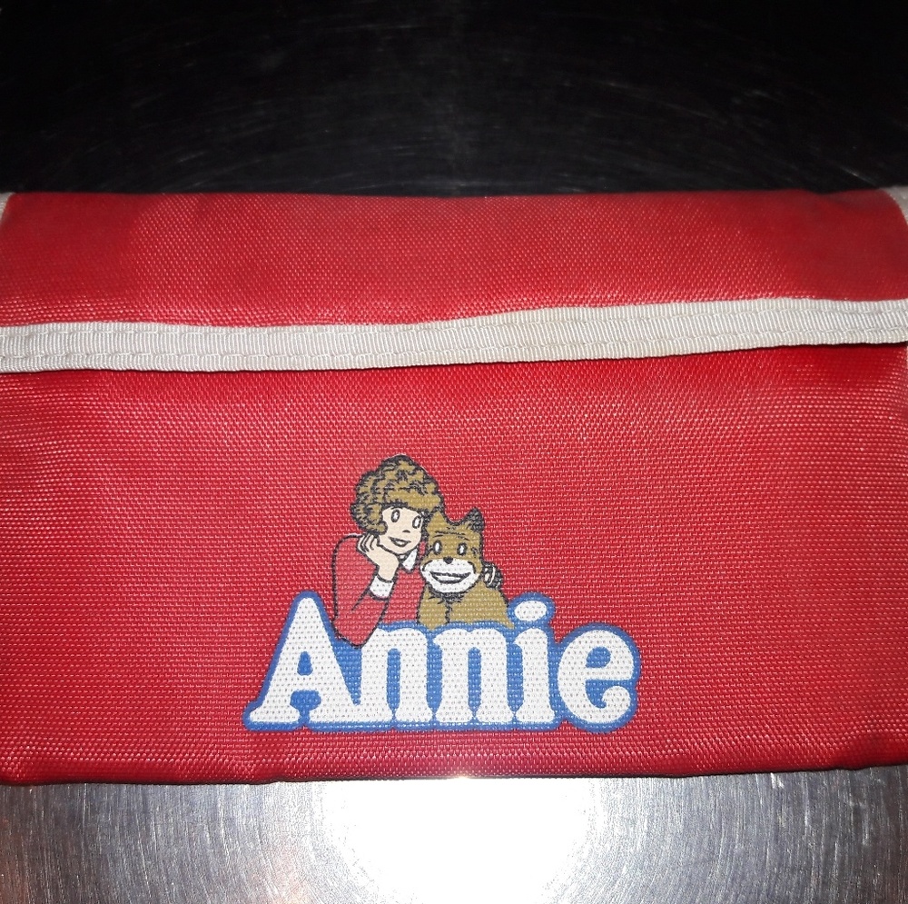 Vintage Annie Movie Velcro Wallet Aviva 1982 R.O.C